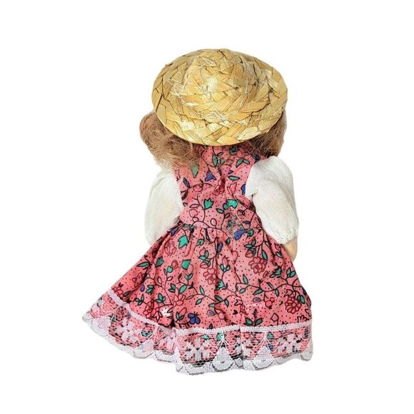 Vintage Danbury Mint Hand Painted Reticulated BJD Miniature Country Girl Doll - Picture 3 of 6